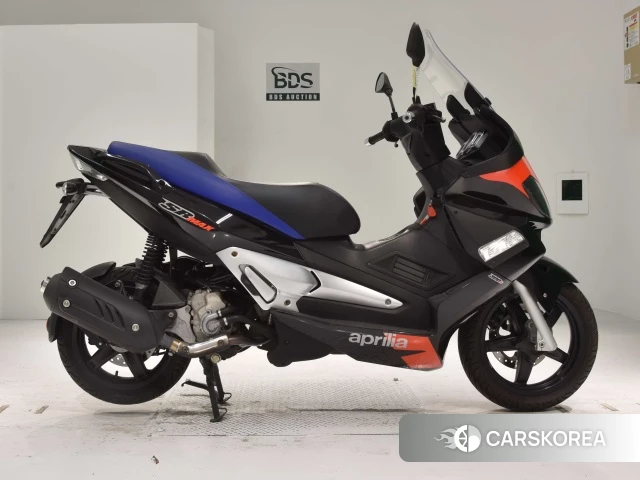 Проданный Aprilia SR MAX300 2017 из Японии