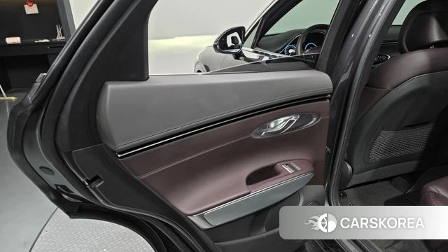 Genesis GV70 id 4383500 из Кореи 17
