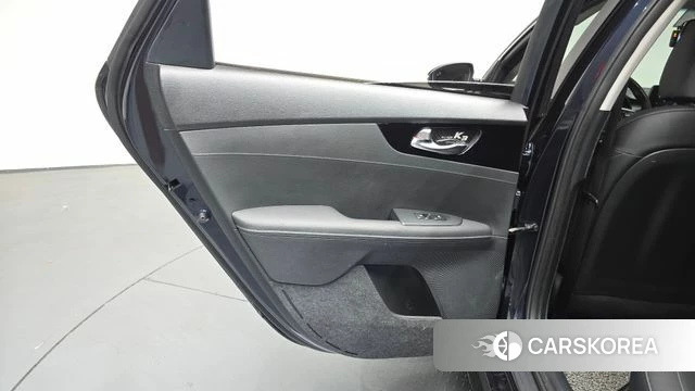 Kia Come New K3 id 4751165 из Кореи 17