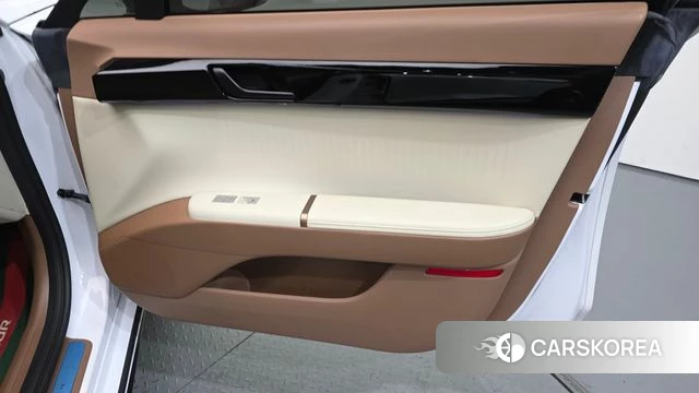 Hyundai Grandeur Hybrid (GN7) id 4230205 из Кореи 17