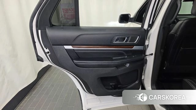 Ford Explorer id 4703478 из Кореи 17