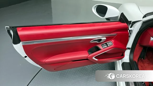 Porsche 718 Boxster id 4310231 из Кореи 17