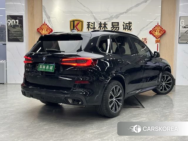 BMW X5 id 4275605 из Китая 17