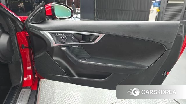 Jaguar F-TYPE id 4330877 из Кореи 17