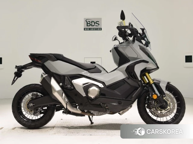 Проданный Honda X-ADV 750 2021 из Японии, фото 2