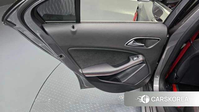 Mercedes-Benz A-Class W176 id 4502706 из Кореи 17
