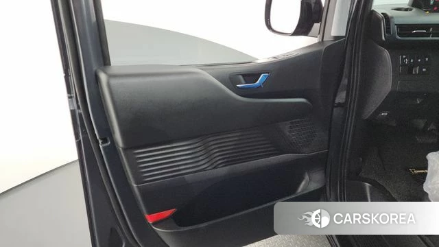 Hyundai Staria id 4414099 из Кореи 17