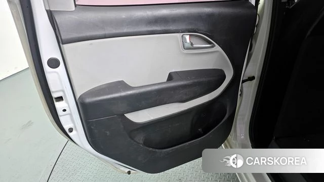 Kia The New Ray id 4383740 из Кореи 17