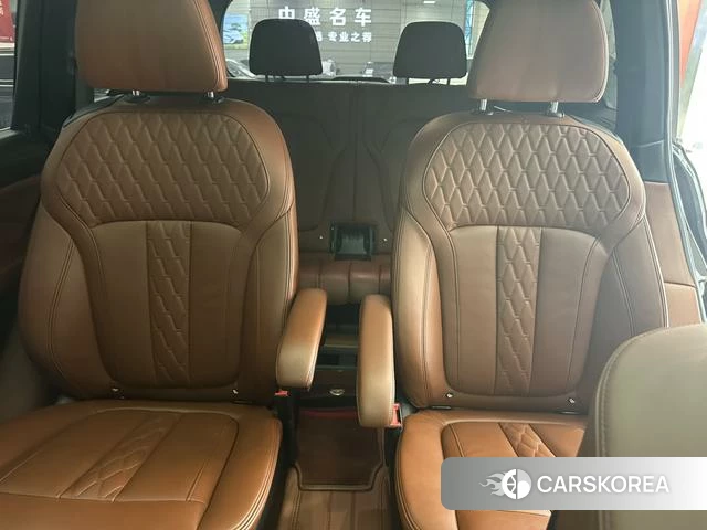 BMW X7 id 4366166 из Китая 17