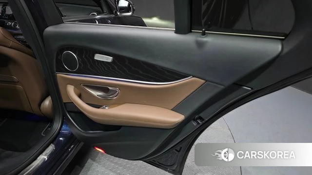 Mercedes-Benz E-Class W213 id 4202220 из Кореи 17