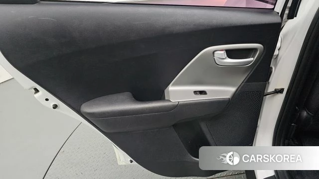 Kia Niro id 4285620 из Кореи 17