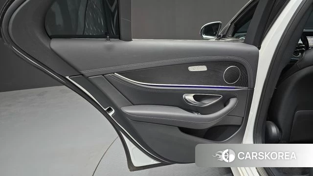 Mercedes-Benz E-Class W213 id 4429543 из Кореи 17