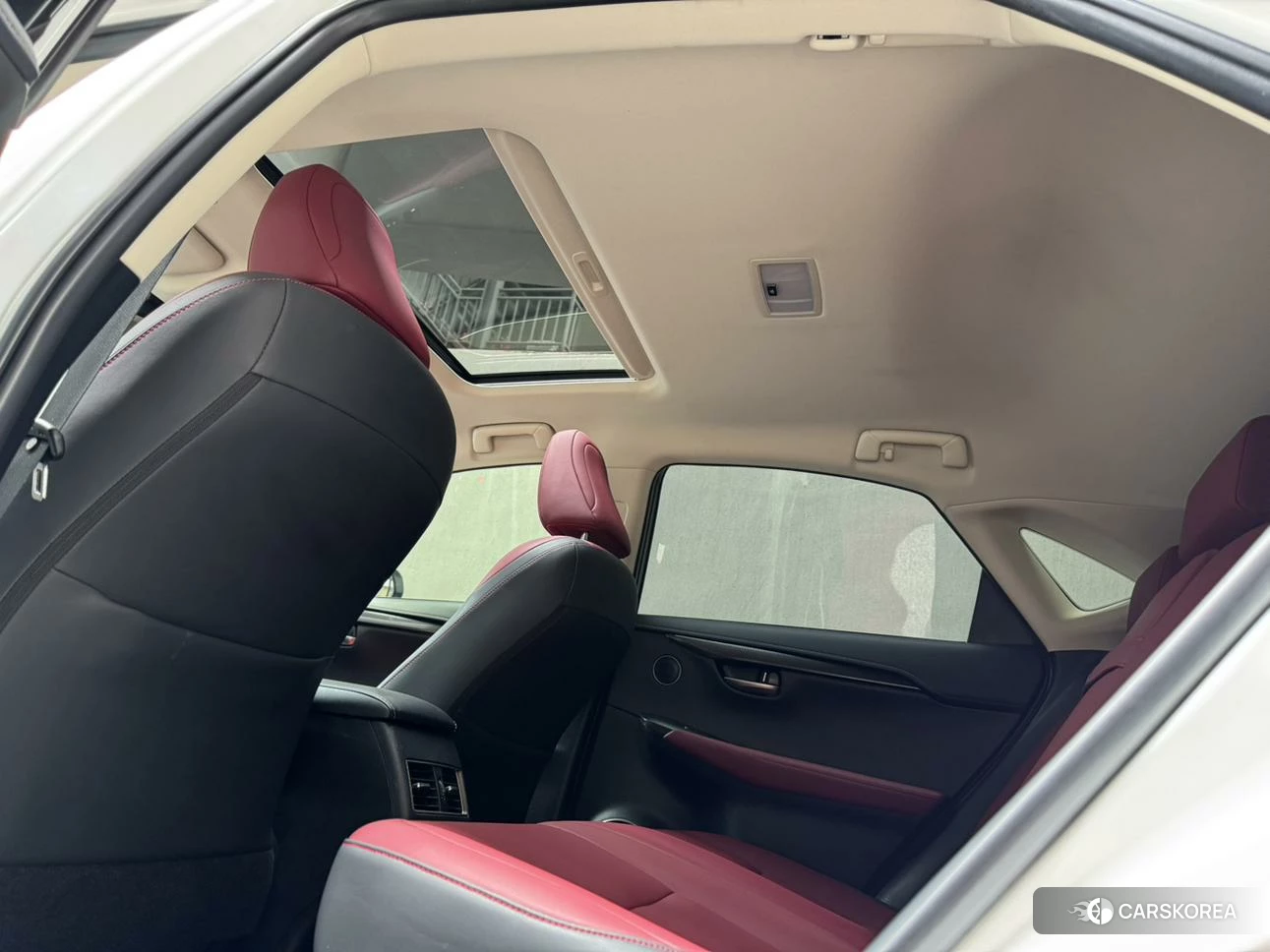 Lexus NX id 4486292 из Китая 17