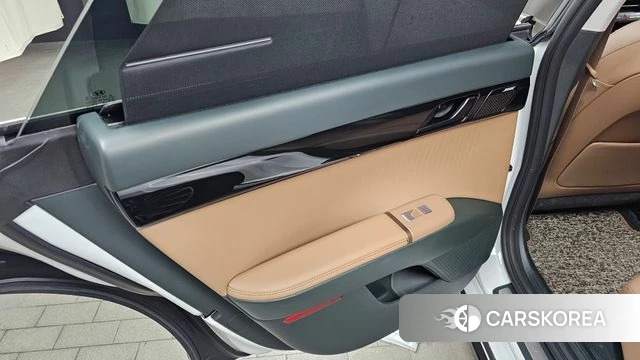 Hyundai Grandeur Hybrid (GN7) id 4194858 из Кореи 17