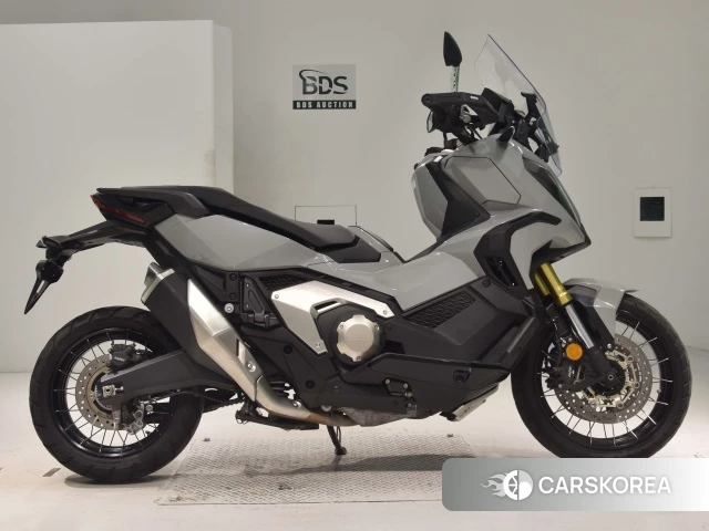 Проданный Honda X-ADV 750 2021 из Японии