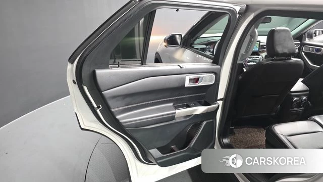 Ford Explorer 6th Generation id 4308900 из Кореи 17