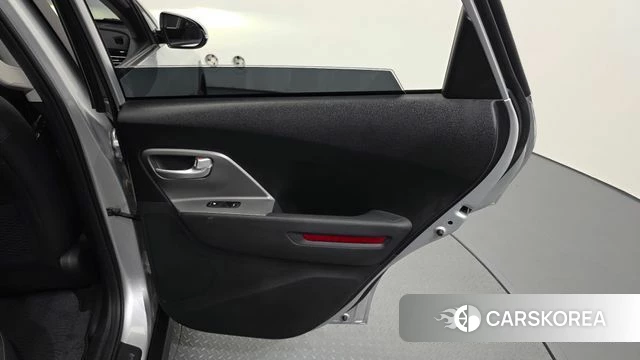 Kia Niro Plus id 4899022 из Кореи 17