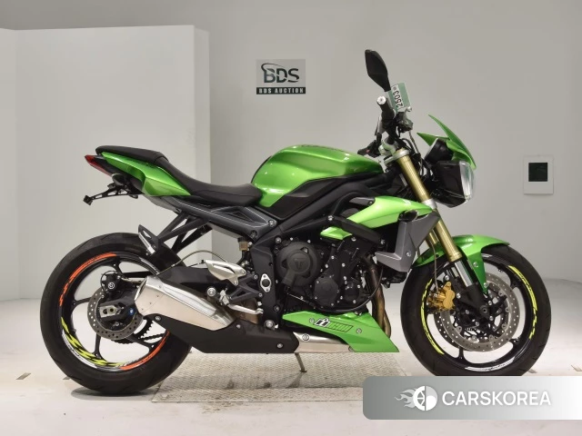 Проданный Triumph STREET TRIPLE 2014 из Японии