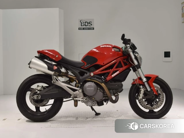 Проданный Ducati MONSTER 696 2012 из Японии
