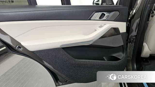 BMW X7 (G07) id 4308004 из Кореи 17