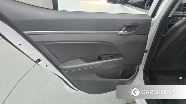 Hyundai Avante AD id 4551963 из Кореи 17