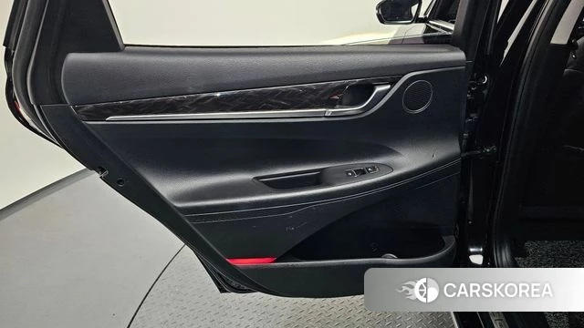 Hyundai Grandeur IG id 4325733 из Кореи 17