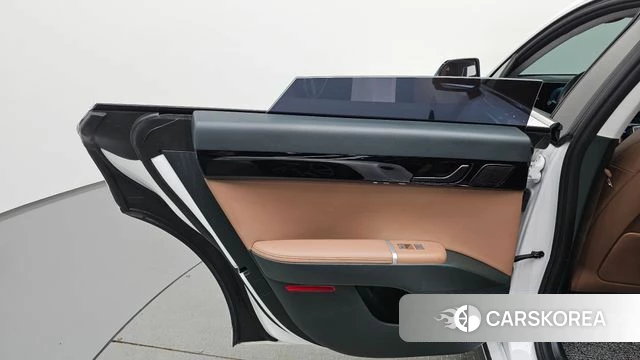 Hyundai Grandeur Hybrid (GN7) id 4607774 из Кореи 17
