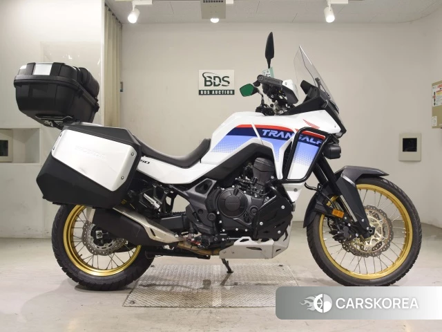 Проданный Honda TRANSALP XL750 2023 из Японии