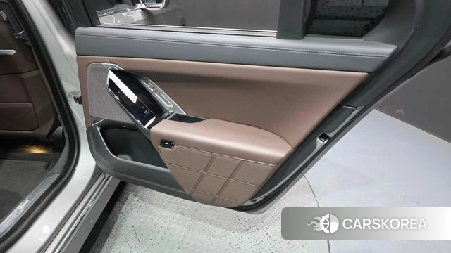 BMW 7 Series (G70) id 4194809 из Кореи 17