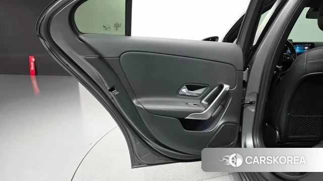 Mercedes-Benz A-Class W177 id 4550514 из Кореи 17