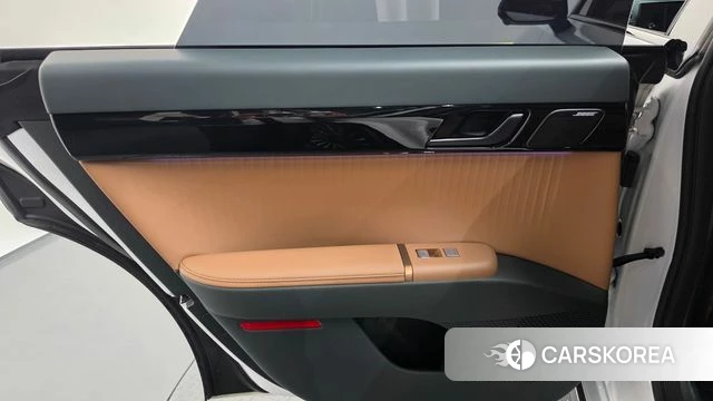 Hyundai Grandeur Hybrid (GN7) id 4898069 из Кореи 17