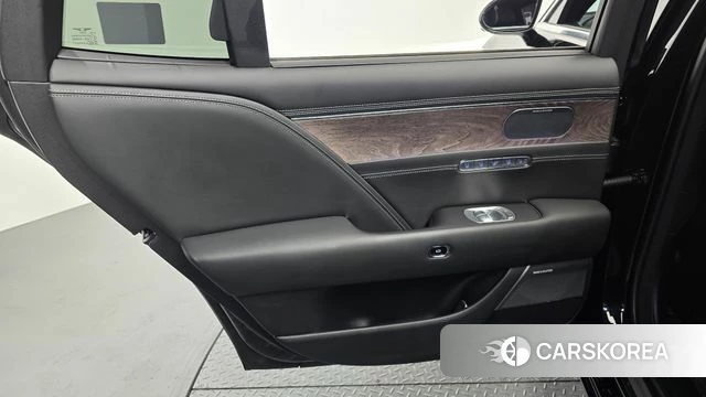 Genesis G90 (RS4) id 4421991 из Кореи 17