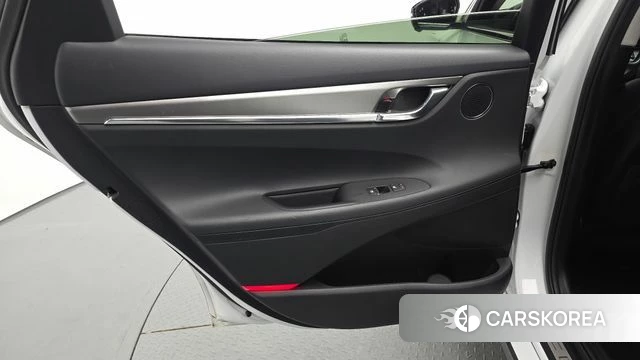 Hyundai The New Grandeur IG Hybrid id 4433730 из Кореи 17