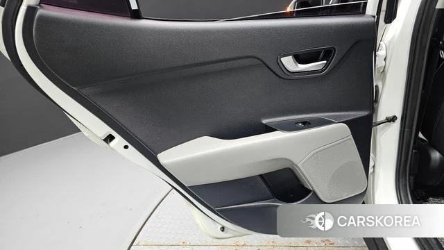 Kia Stonic id 4895535 из Кореи 17