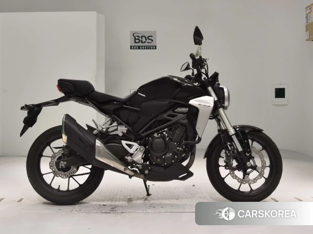 Проданный Honda CB250R 2018 из Японии