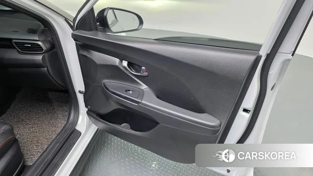 Hyundai Veloster (JS) id 4490932 из Кореи 17
