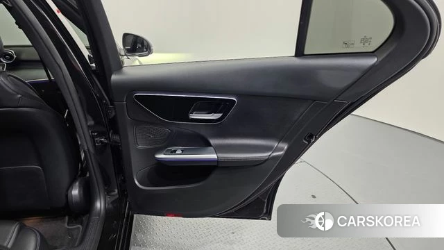 Mercedes-Benz C-Class W206 id 4223106 из Кореи 17