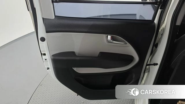 Kia The New Kia Ray id 4655583 из Кореи 17