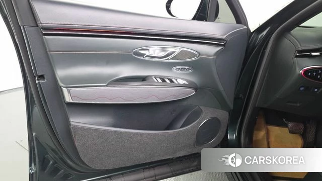 Genesis GV70 id 4562295 из Кореи 17