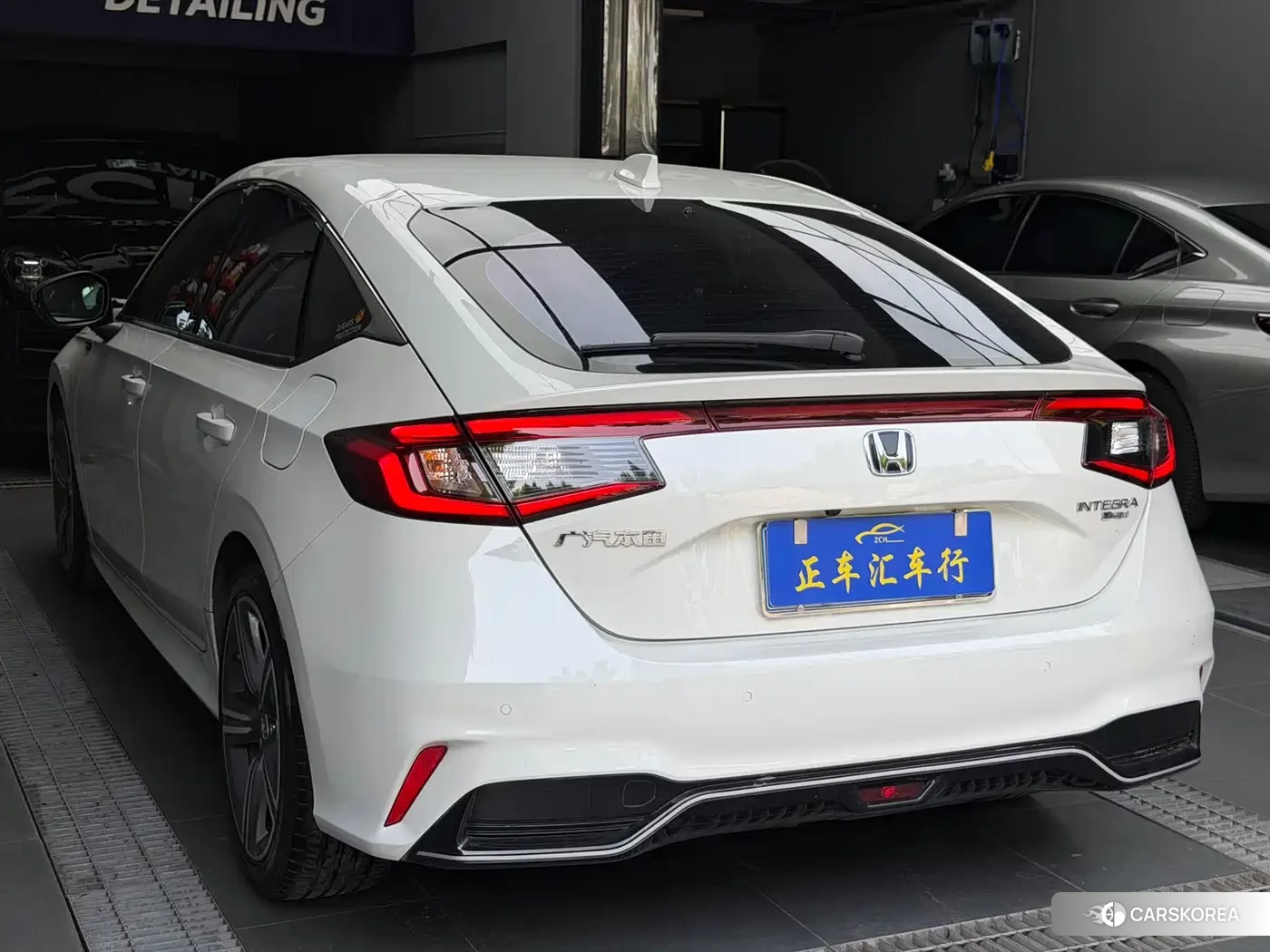 Honda Integra id 4653890 из Китая 17