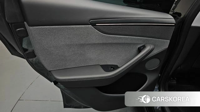 Tesla Model Y id 4499421 из Кореи 17