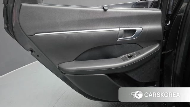 Hyundai Sonata (DN8) id 4283645 из Кореи 17