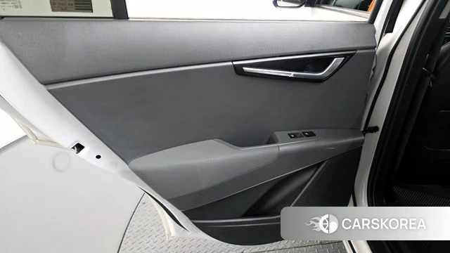 Kia Di Ol Nu Niro id 4281060 из Кореи 17