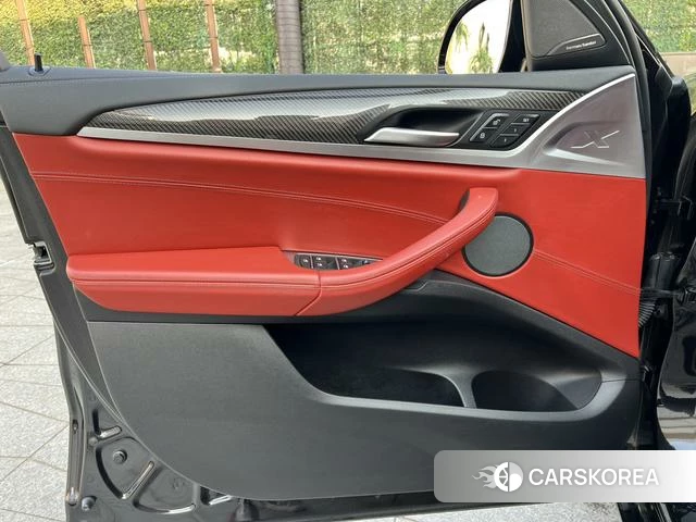 BMW X4 M id 4259042 из Китая 17