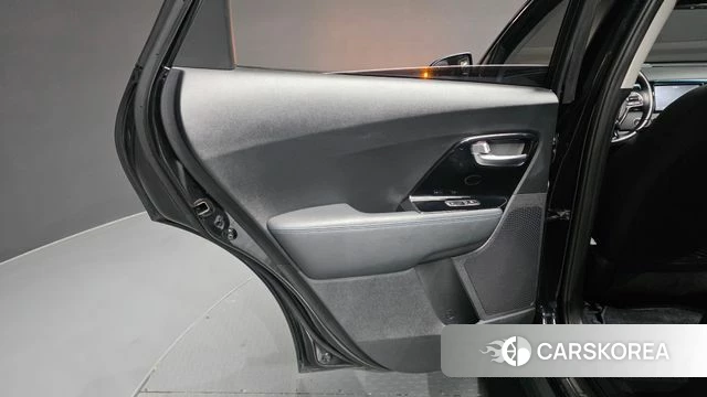 Kia Niro EV id 4581217 из Кореи 17