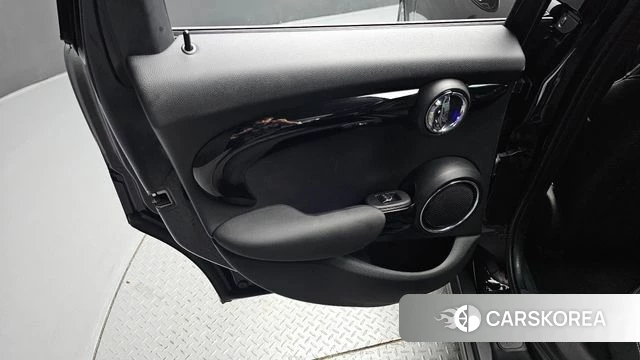 Mini Cooper id 4651692 из Кореи 17