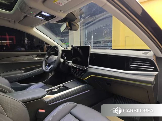 Volkswagen Passat id 4264151 из Китая 17
