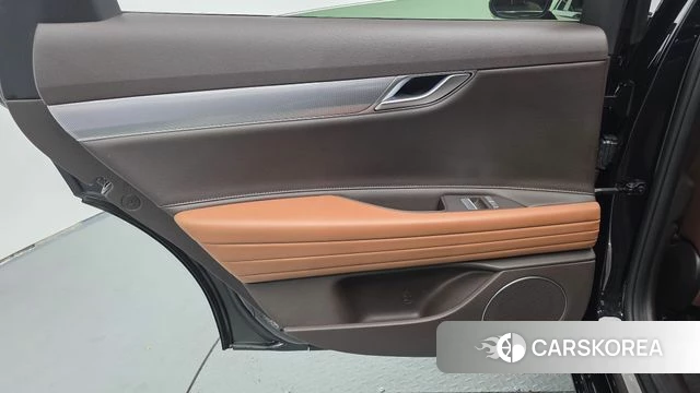 Genesis G80 (RG3) id 4350142 из Кореи 17