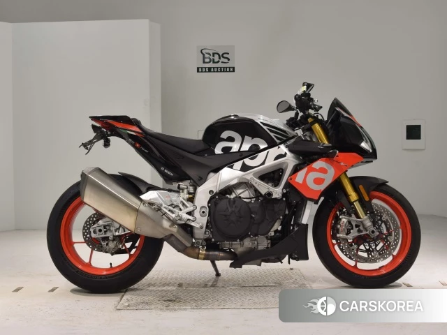 Проданный Aprilia TUONO V4 1100 FACTORY 2018 из Японии