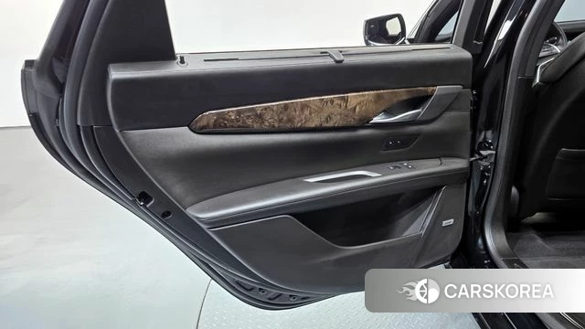 Cadillac CT6 id 4203733 из Кореи 17